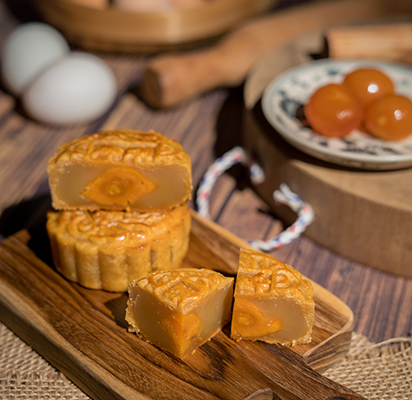 White Lotus + Salted Egg